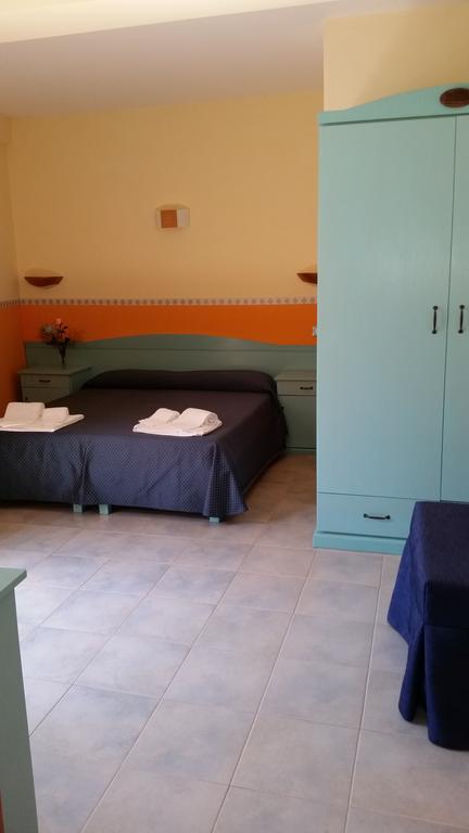 Hotel Costa Antiga Sant'Anna Arresi Ngoại thất bức ảnh